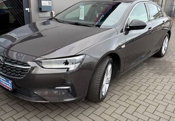 Opel Insignia 96.000 km 12.990 &euro; Bad Segeberg 23795
