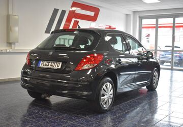 Peugeot 207 66.000 km 4.470 &euro; Nürnberg 90431