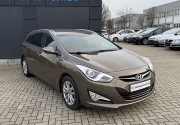 Hyundai i40 98.000 km 8.900 &euro; Dormagen 41540