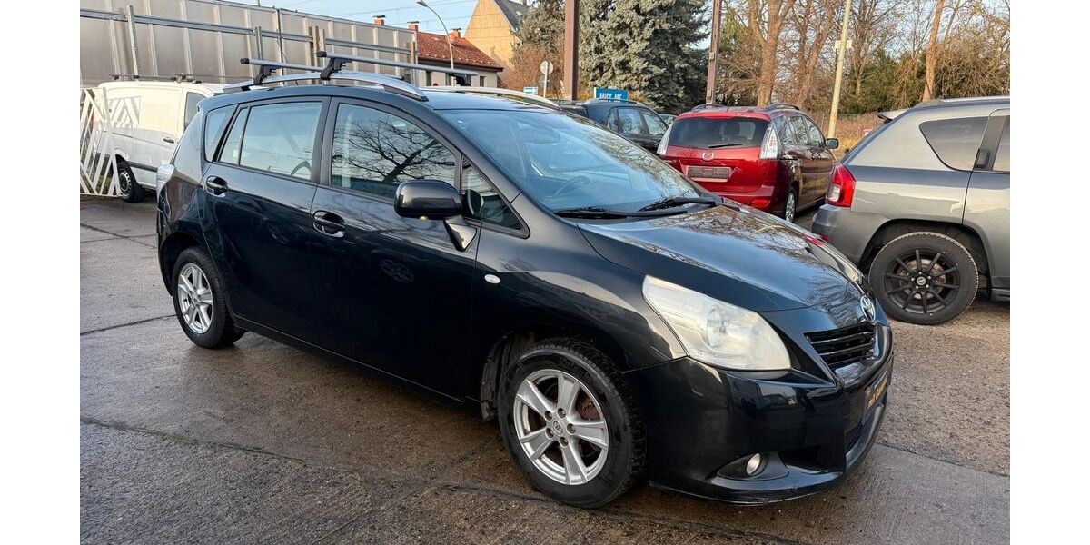 Toyota Verso 158.302 km 6.350 &euro; Berlin 13127