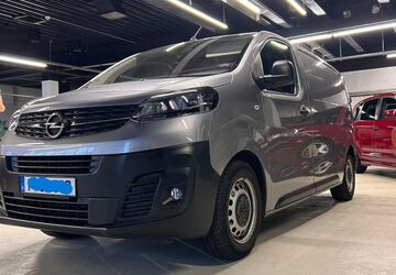 Opel Vivaro 50.000 km 17.990 &euro; Frankfurt am Main 60529