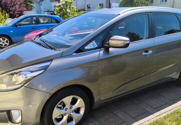 Kia Carens 175.000 km 7.500 &euro; Auengrund 98673