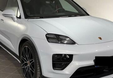 Porsche Macan 16.211 km 93.900 &euro; Bad Segeberg 23795