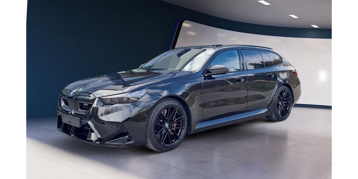 BMW M5 4.035 km 123.490 &euro; Trostberg 83308