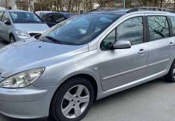 Peugeot 307 215.000 km 850 &euro; München 80809