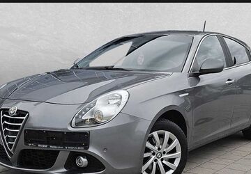 Alfa Romeo Giulietta 92.000 km 12.090 &euro; Regensburg 93059