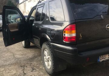 Opel Frontera 155.000 km 2.700 &euro; Mönchengladbach 41061