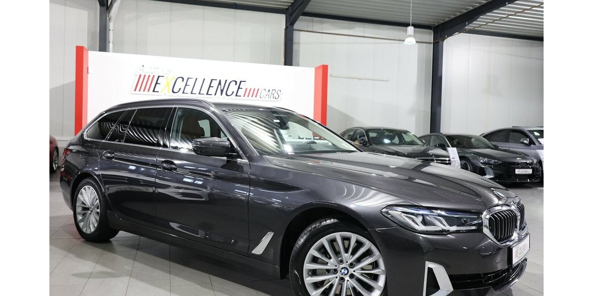 BMW 530i Touring INNOVATION LUXURY-LINE BUSINESS 45.000 km 40.444 &euro; Hamm 59077