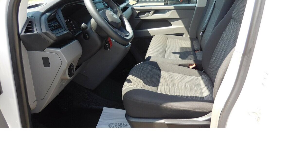 VW T6.1 Transporter 1 Abt e- Lang 4-Gang Automatic 12.000 km 16.990 &euro; Vordorf 38533
