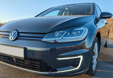 VW Golf 88.500 km 11.876 &euro; Cottbus 03044