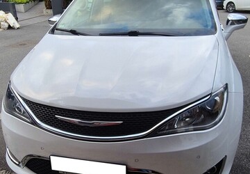 Chrysler Pacifica 84.700 km 50.990 &euro; Ebersbach 01561