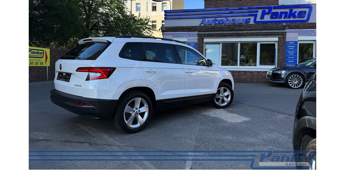 Skoda Karoq Ambition*1-Hand*Automatik*Navi*SHZ*Tempo 60.359 km 17.860 &euro; Berlin 13187