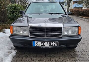 Mercedes-Benz 190 147.000 km 3.890 &euro; Remseck a.N Hochdorf 71686