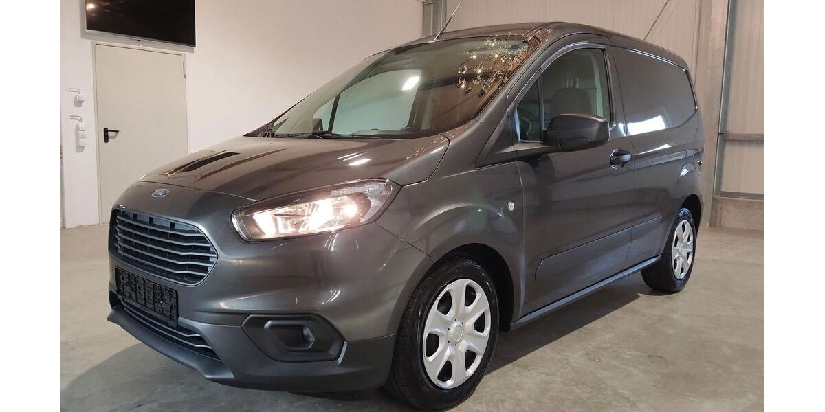 Ford Transit Courier 2.200 km 17.990 &euro; Wörth an der Donau 93086