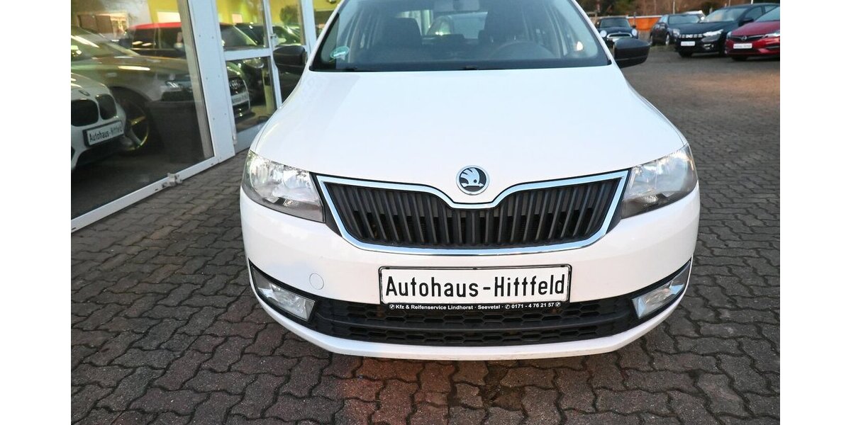Skoda Rapid Spaceback 1.2 mit NAVI Steuerkette neu!!! 175.000 km 5.600 &euro; Seevetal - Hittfeld 21218