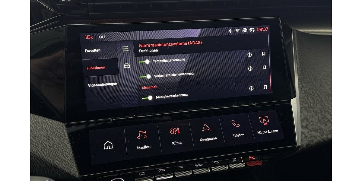 Peugeot 408 GT 130 PureTech EAT8 Focal Panodach 32.000 km 24.370 &euro; Lich 35423