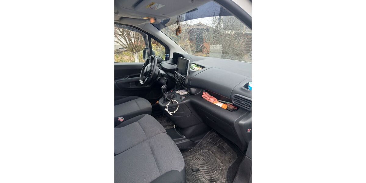 Peugeot Partner 125.000 km 11.900 &euro; Grünstadt 67269