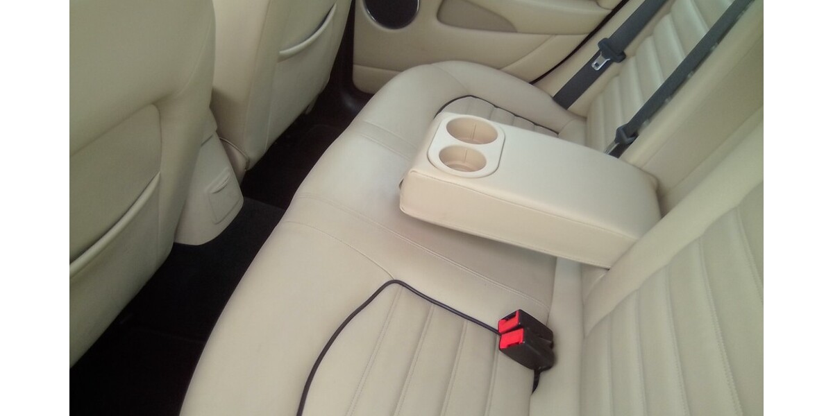 Jaguar X-Type 221.000 km 3.890 &euro; Konz 54329